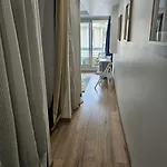 Elegant Studio, 2-4 People, Wifi, Pool, Parking Apartamento