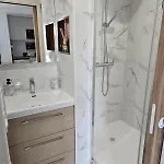 Elegant Studio, 2-4 People, Wifi, Pool, Parking Apartment Biarritz