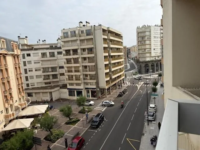 Elegant Studio, 2-4 People, Wifi, Pool, Parking Apartment *