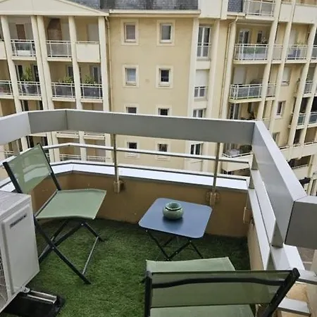 Apartament Elegant Studio, 2-4 People, Wifi, Pool, Parking Biarritz