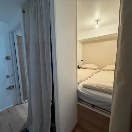 Elegant Studio, 2-4 People, Wifi, Pool, Parking Apartament Biarritz